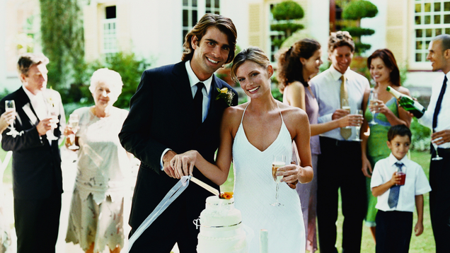 Illustration for article titled 8 Beautiful Weddings We’d Appreciate More If We Didn’t Know The Couple